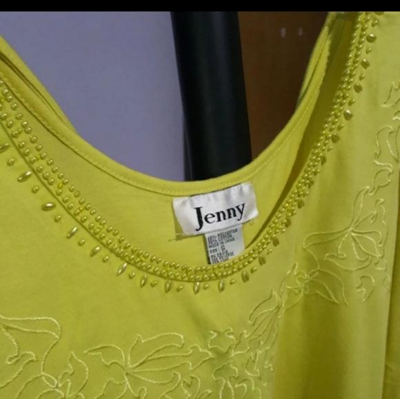 4 tops - Picture 10 of 16